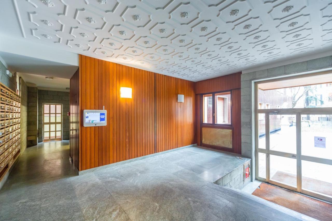 Cozy Apt - Corso Vercelli & Conciliazione M1 Milaan Buitenkant foto