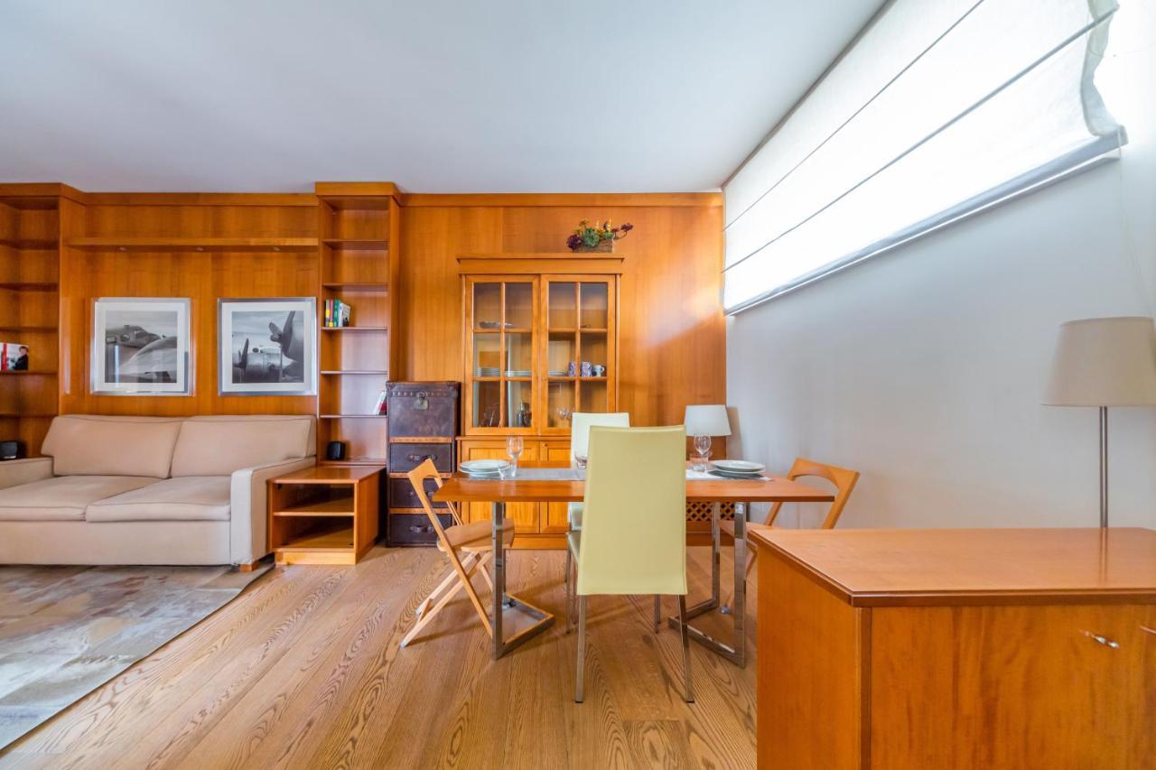 Cozy Apt - Corso Vercelli & Conciliazione M1 Milaan Buitenkant foto