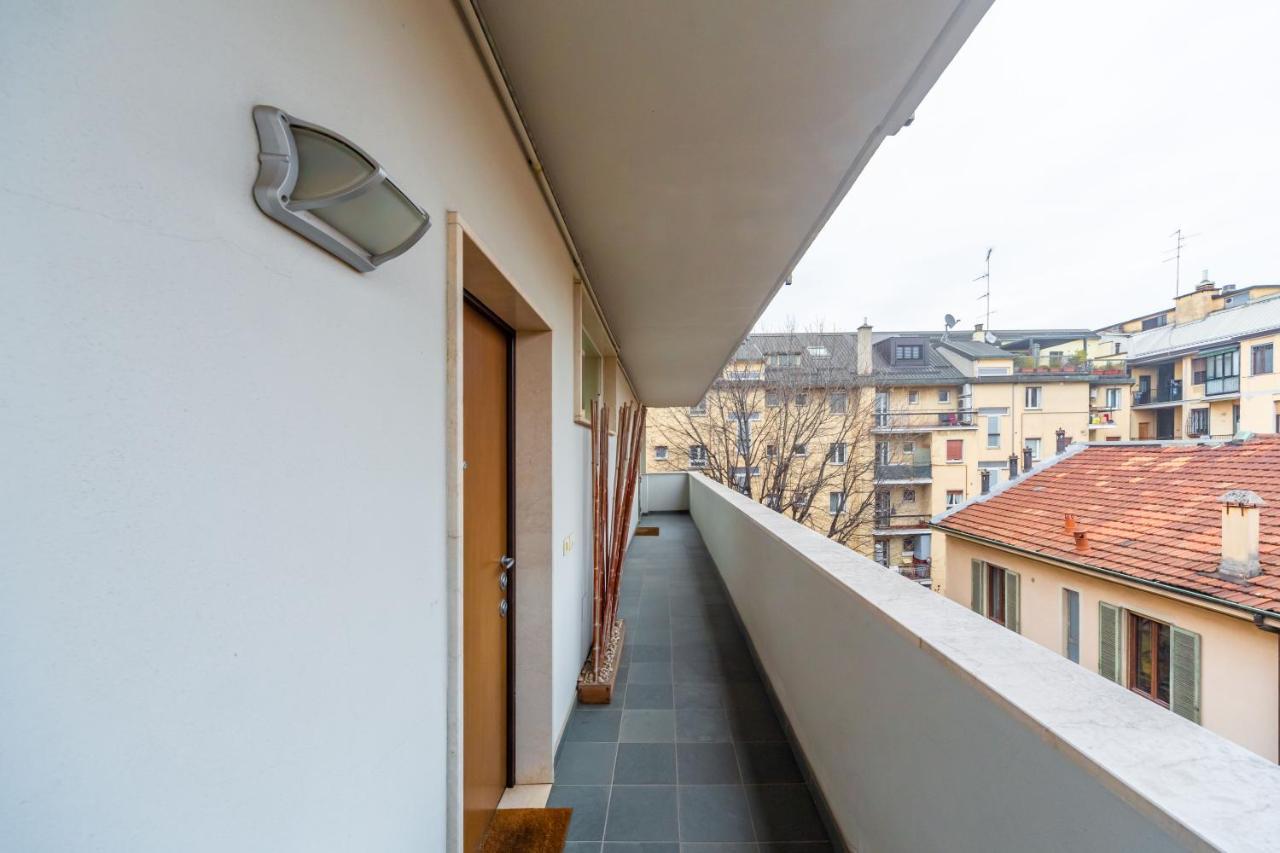 Cozy Apt - Corso Vercelli & Conciliazione M1 Milaan Buitenkant foto