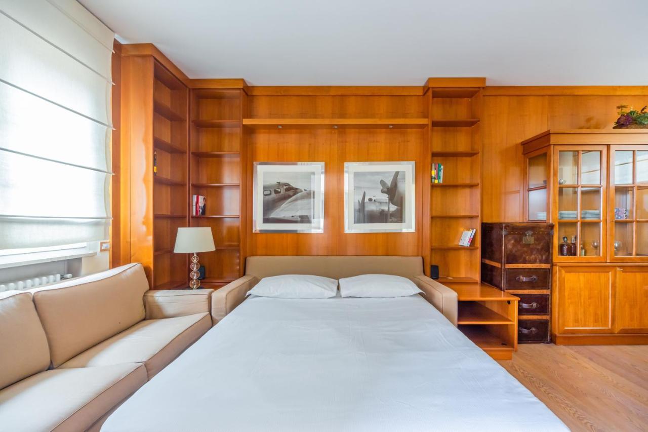 Cozy Apt - Corso Vercelli & Conciliazione M1 Milaan Buitenkant foto