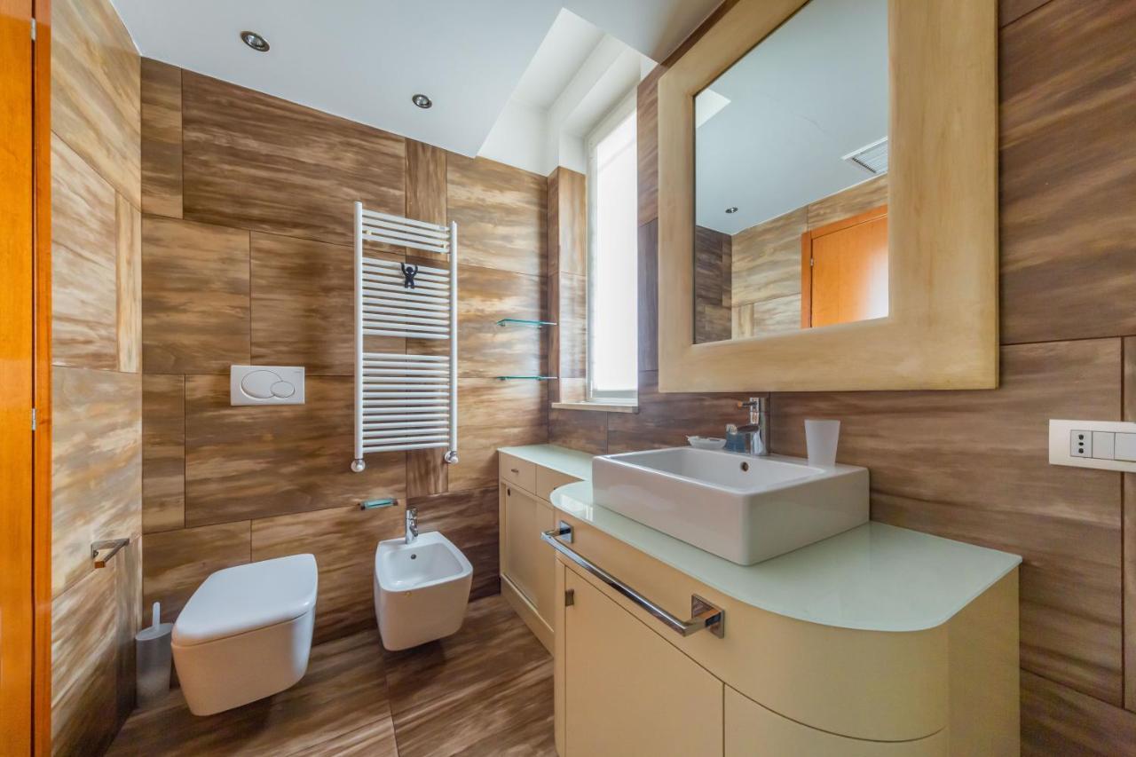 Cozy Apt - Corso Vercelli & Conciliazione M1 Milaan Buitenkant foto