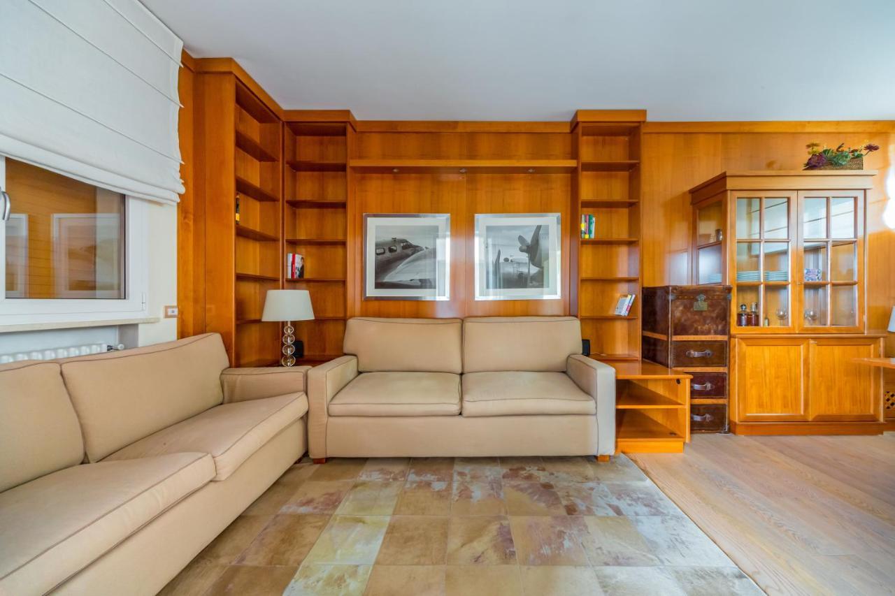 Cozy Apt - Corso Vercelli & Conciliazione M1 Milaan Buitenkant foto